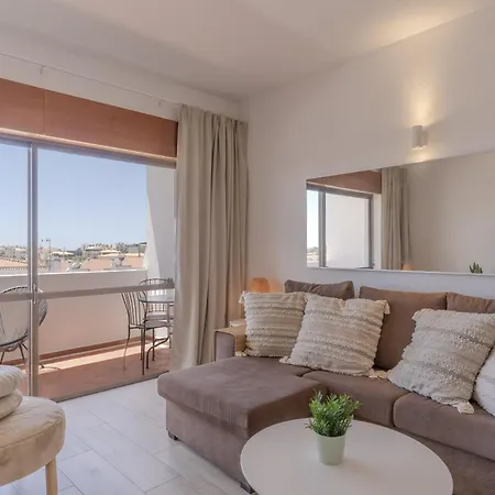 Apartment #386 Sea View, Stunning And Unobstructed Albufeira