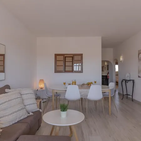 #386 Sea View, Stunning And Unobstructed * البوفيرا