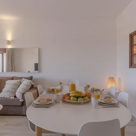 شقة #386 Sea View, Stunning And Unobstructed *